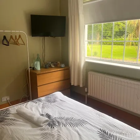 בית אירוח Countryside Family *